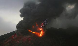 夏威夷火山喷发跟富士山哪个大 火山喷发哪里最严重